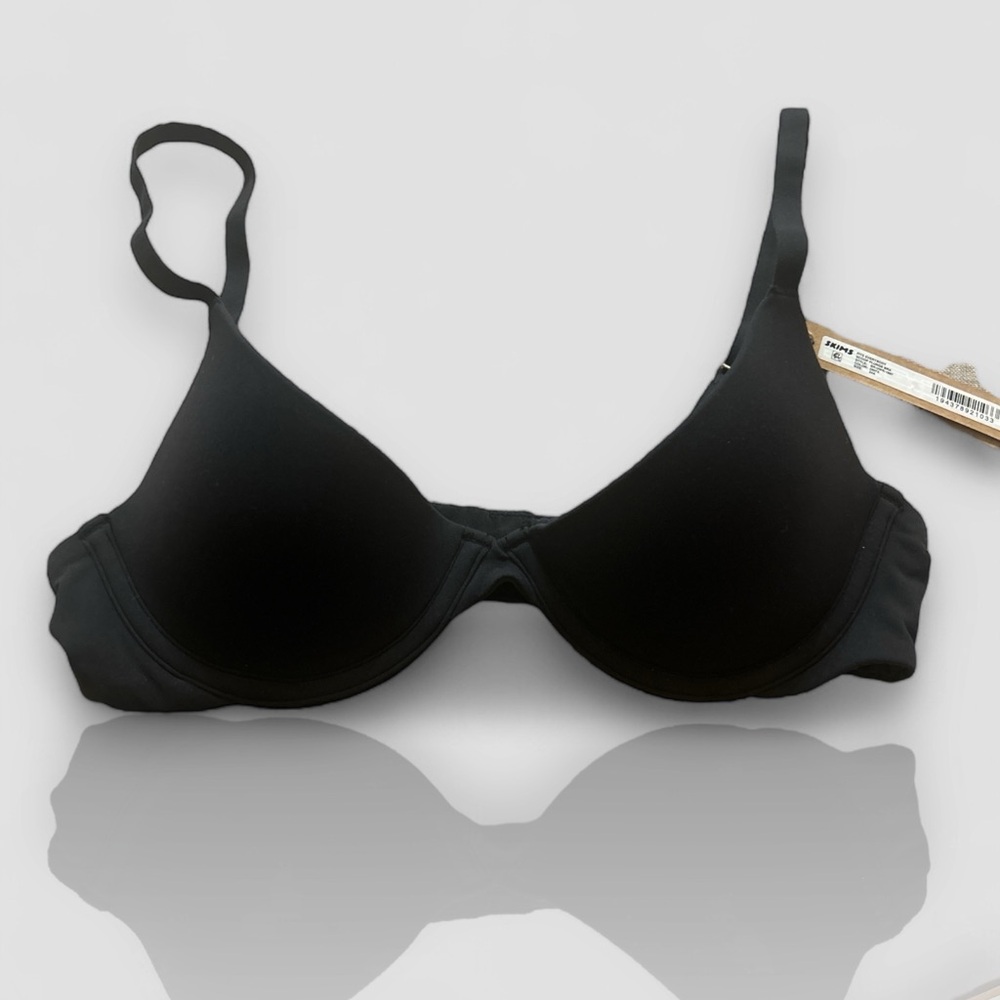 NWT Skims Fits Everybody Scoop Plunge Bra